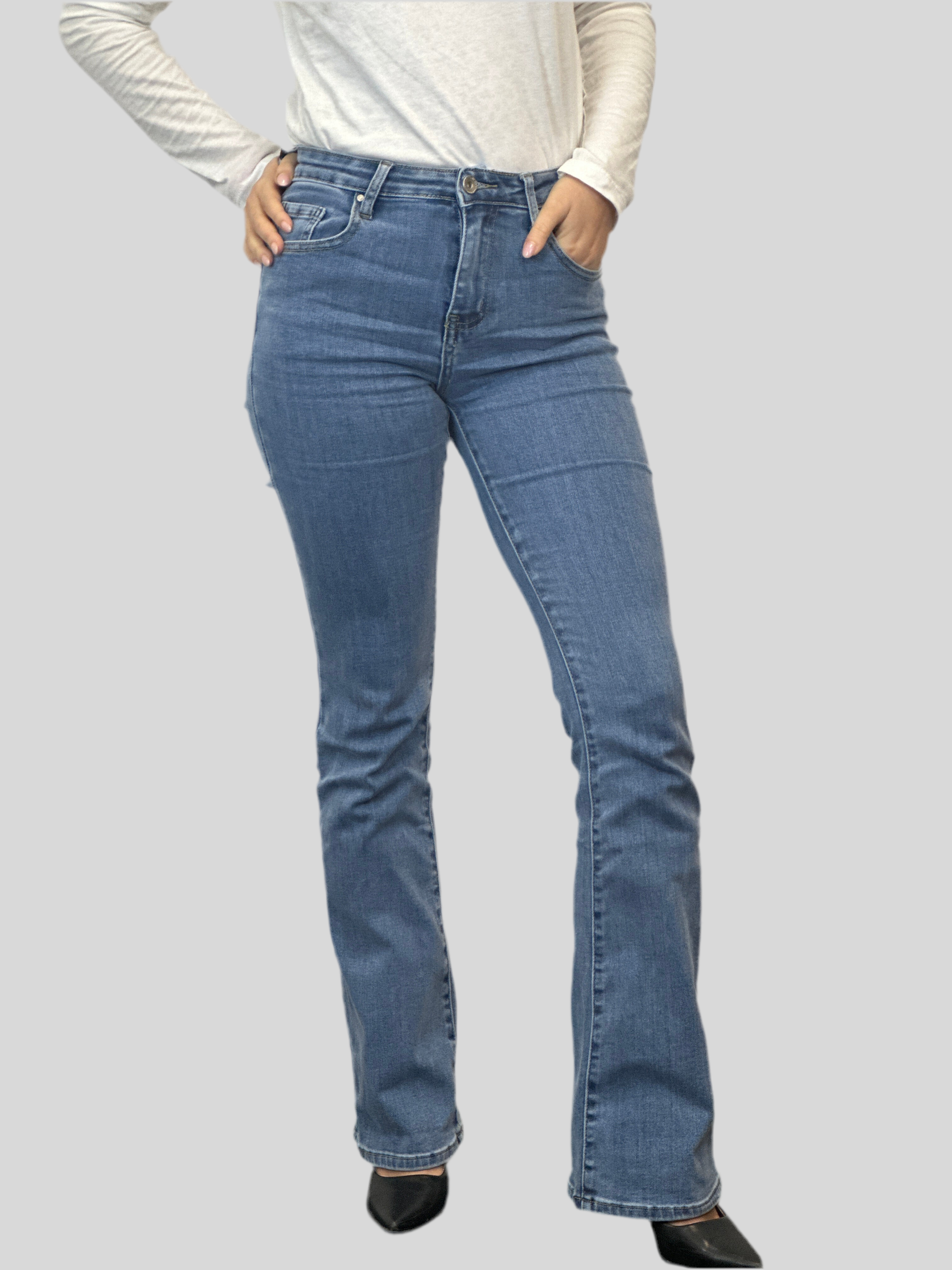 Jeans zampa chiaro