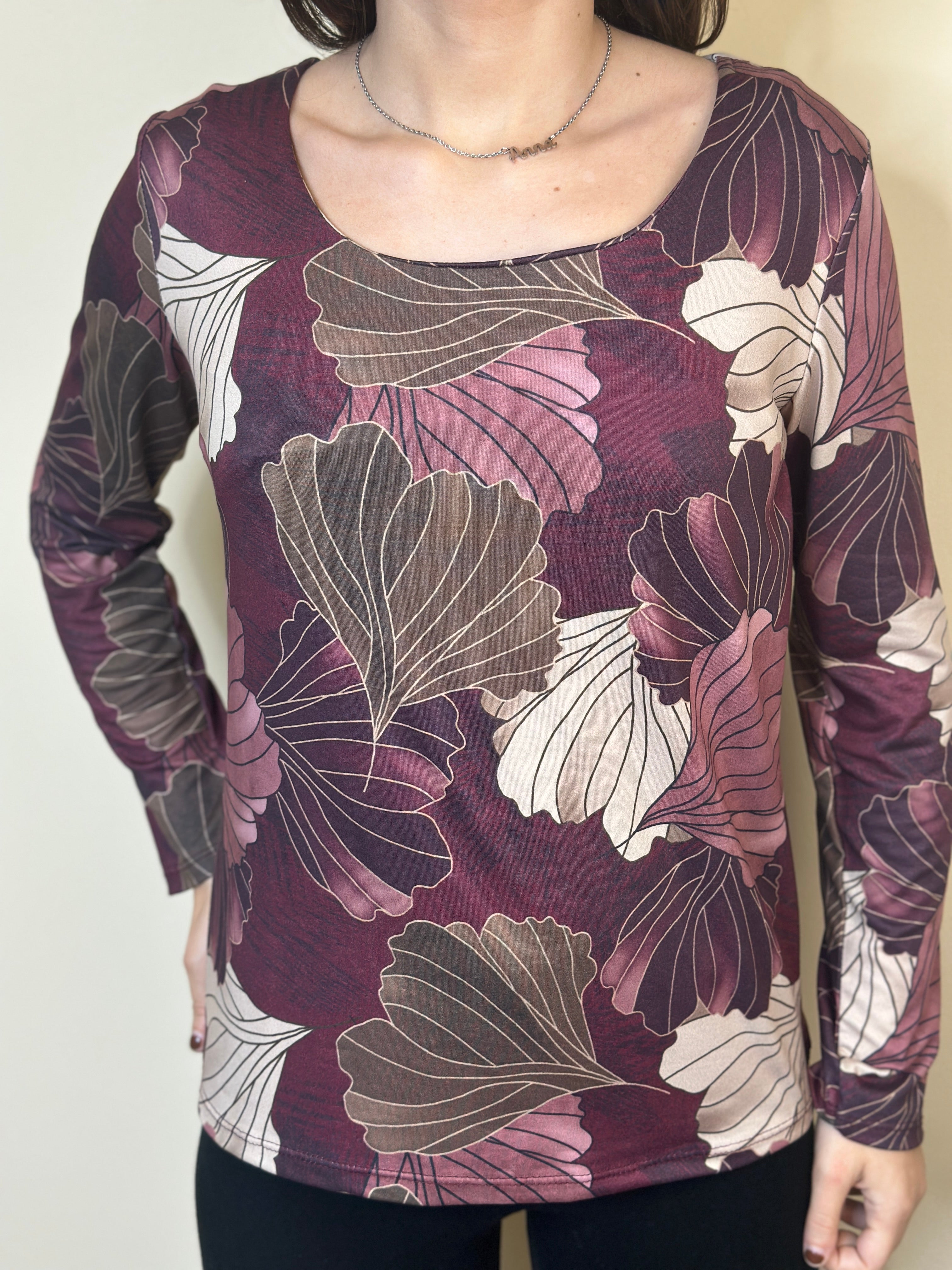 Maglia elasticizzata floreale