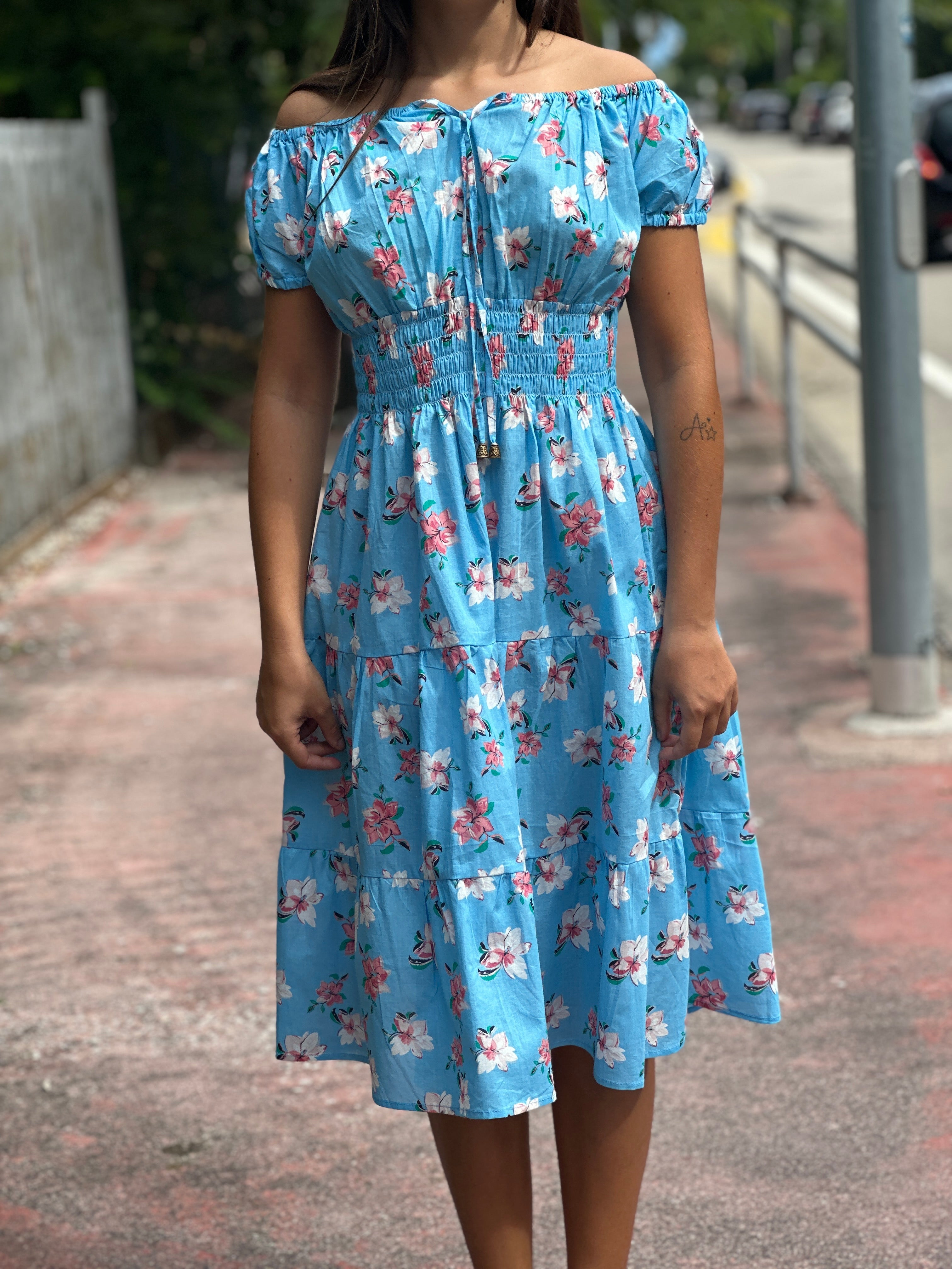 Abito bon ton azzurro