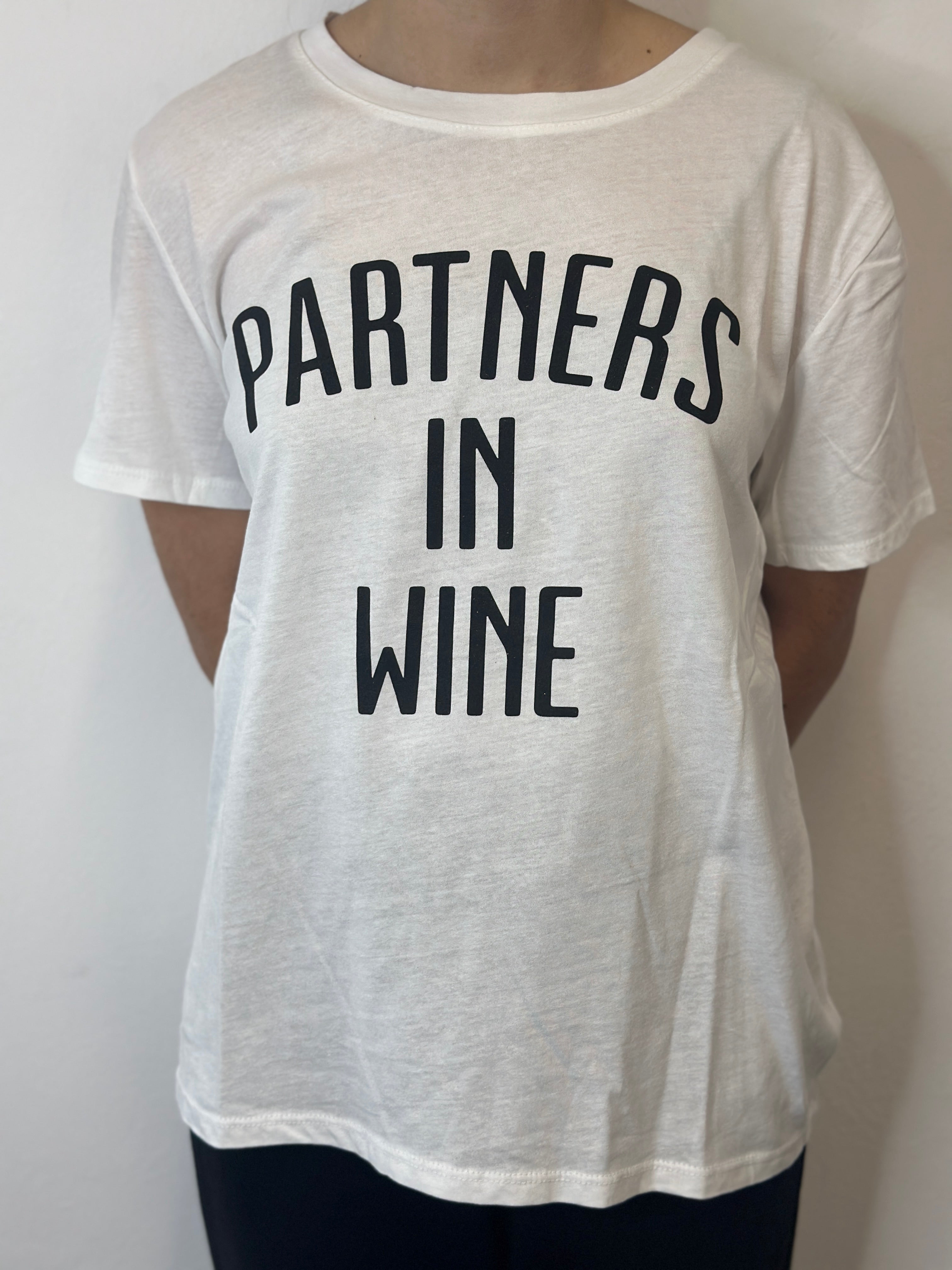 T-shirt wine