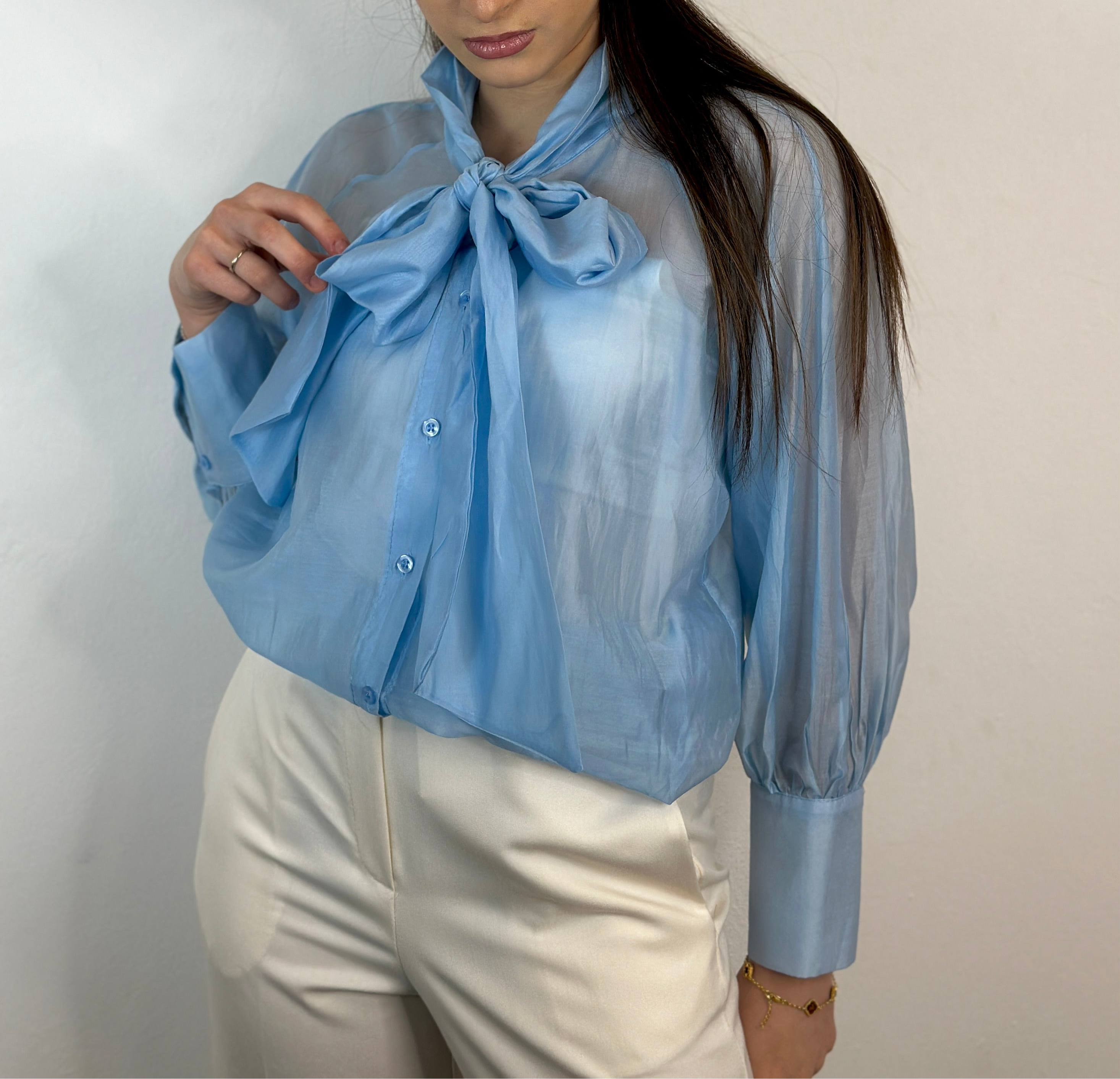 Camicia Ketty fiocco azzurra